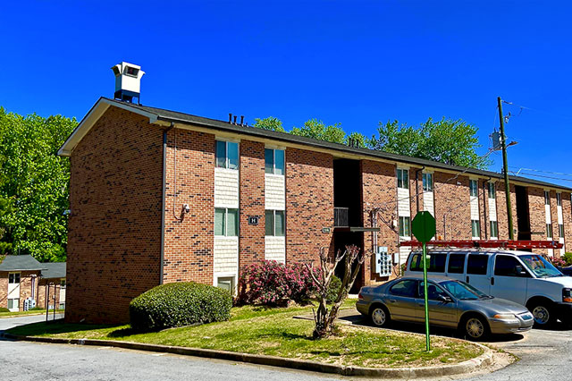 surveillance cameras apartment complex